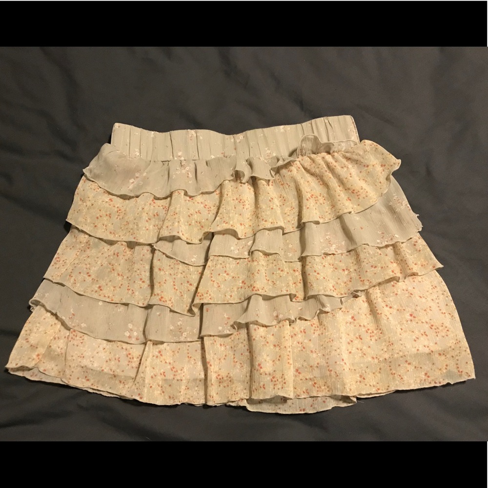 Excellent condition layered Mini Skirt